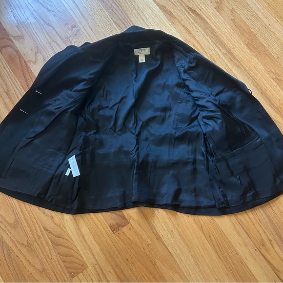 LOFT black textured cotton cropped blazer - Picture 7 of 9